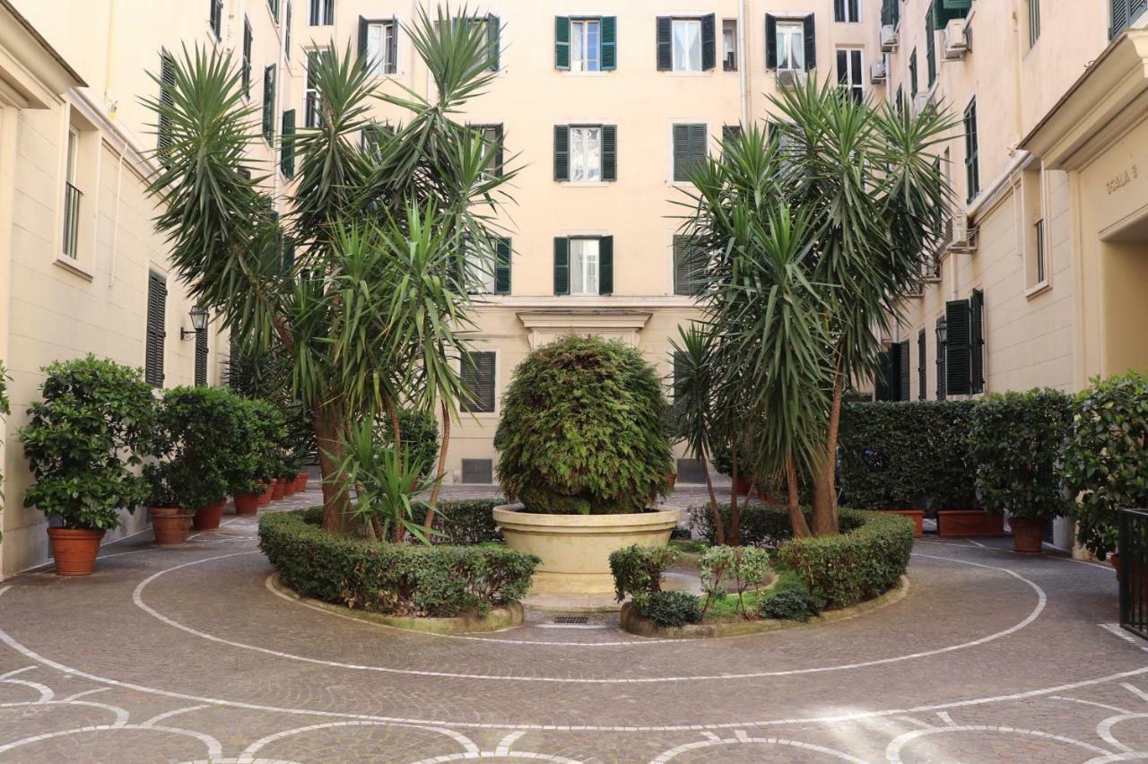 The Center Of Rome B&B Exterior photo